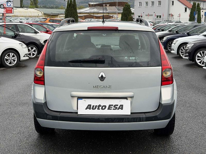 Renault Mégane (2004) 1.4i - fotka 4 z 17