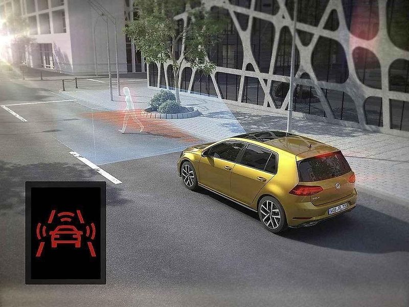 Volkswagen Golf.