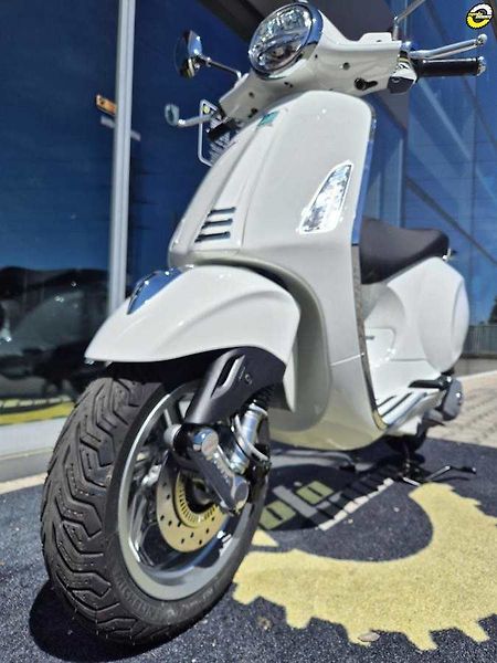 Vespa Primavera 125 3V ABS (2026) Primavera 125 MY26 - fotka 11 z 43