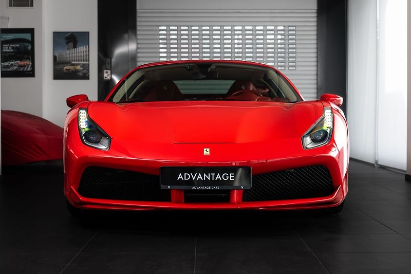 Ferrari 488 - fotka 2 z 23