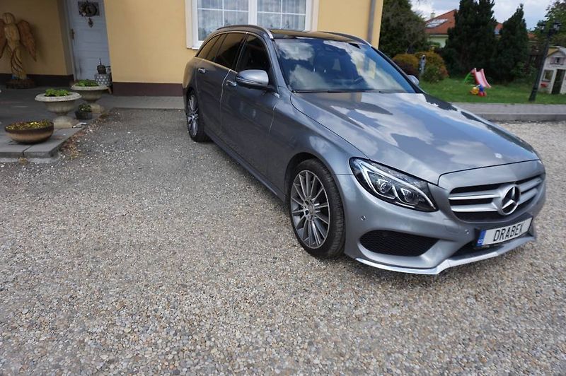 Mercedes-Benz Třídy C (2017) C 400 4 MATIC - fotka 7 z 37