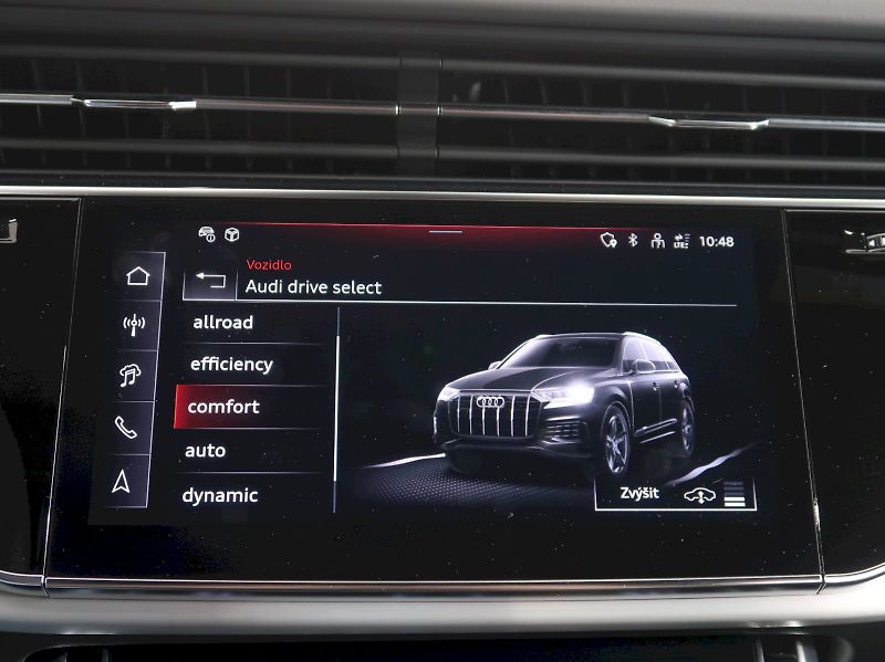 Audi Q7 (2025) S-LINE 60 TFSI e QUATTRO - fotka 24 z 35