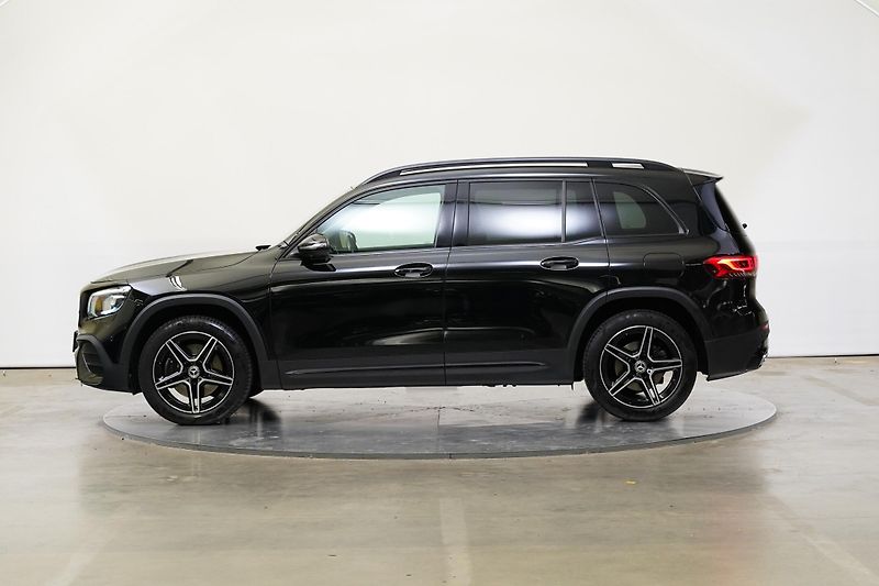 Mercedes-Benz GLB - fotka 3 z 25