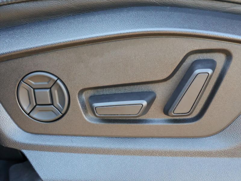 Audi Q7 3,0 TDI Quattro Tiptronic S li - fotka 16 z 36