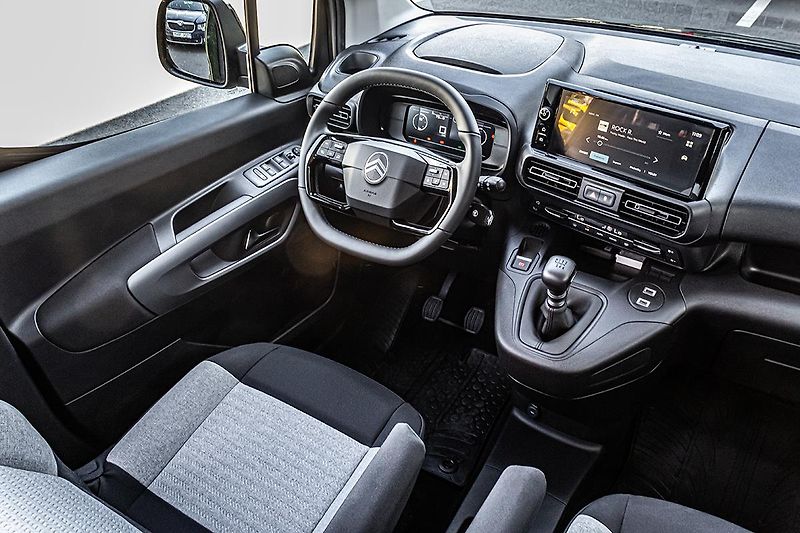 Citroën Berlingo (2026) 1,2 XL PLUS PROFI benzín+ STYL - fotka 10 z 19