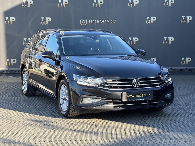Volkswagen Passat (2020) 2.0TDi MAN Business RZV - fotka 3 z 50