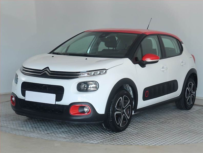 Citroën C3 (2018) 1.2 PureTech, Tempomat - fotka 2 z 16