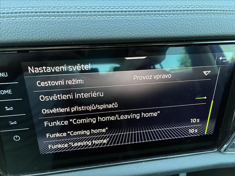Škoda Kodiaq 2,0 TDI TAŽNÉ,EL.KUFR,MATRIX - fotka 29 z 32