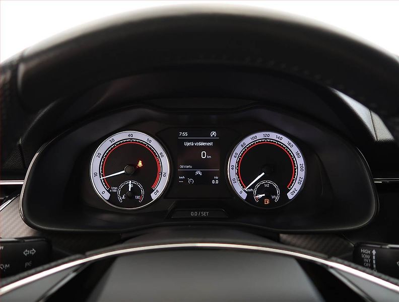 Škoda Kamiq (2023) Monte Carlo 1.5 TSI - fotka 11 z 26