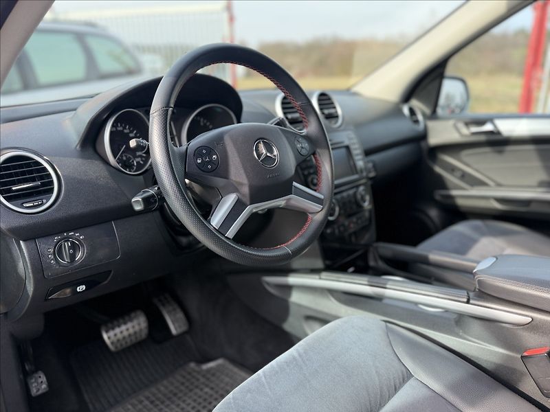 Mercedes-Benz Třídy M 3,0 320CDI 4-MATIC A/T DPH - fotka 10 z 30