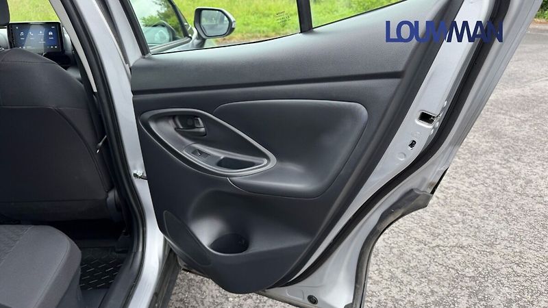 Toyota Yaris Cross 1.5L HEV CVT  Comfort - fotka 22 z 25