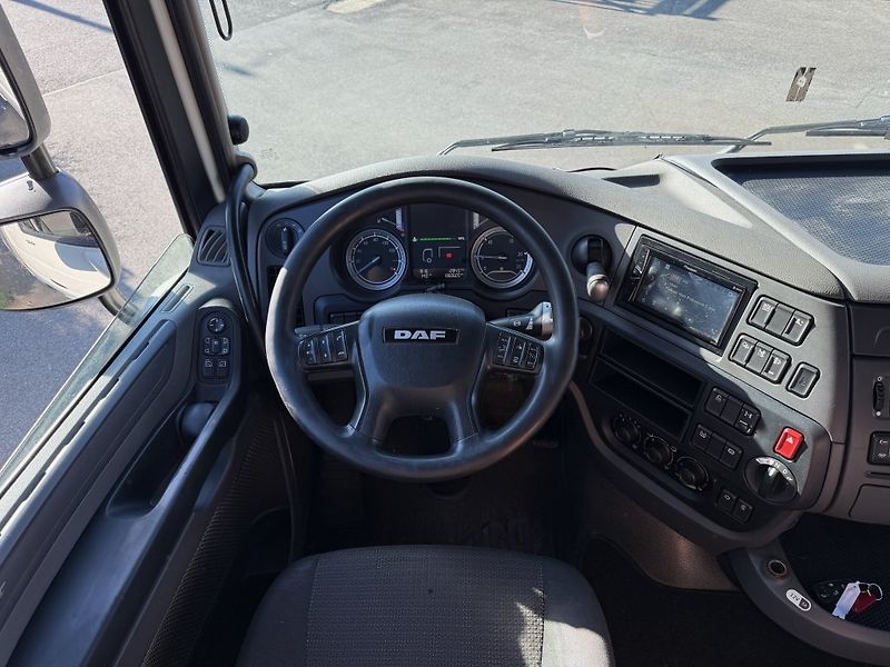 DAF XF440 EURO 6 6x2 - fotka 13 z 20