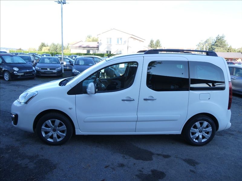 Citroën Berlingo 1,2 PT 81kW Multispace Panoram - fotka 6 z 47