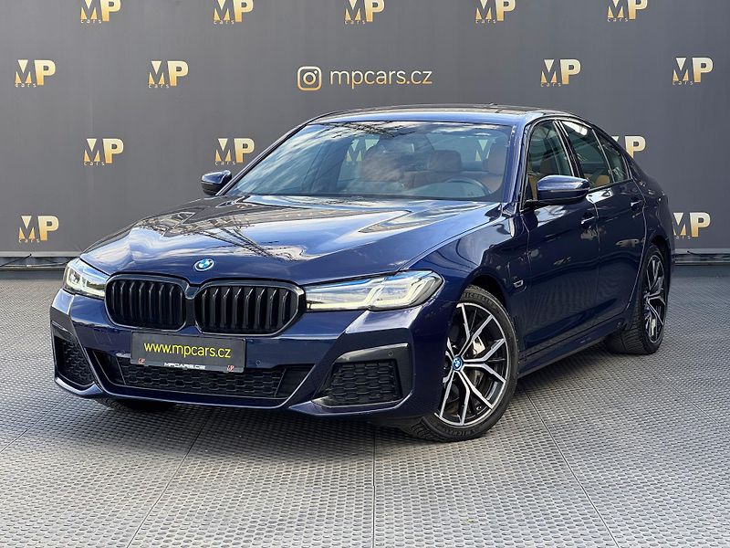 BMW Řada 5 (2022) 545e xDrive M Sport, DPH - fotografie inzerátu