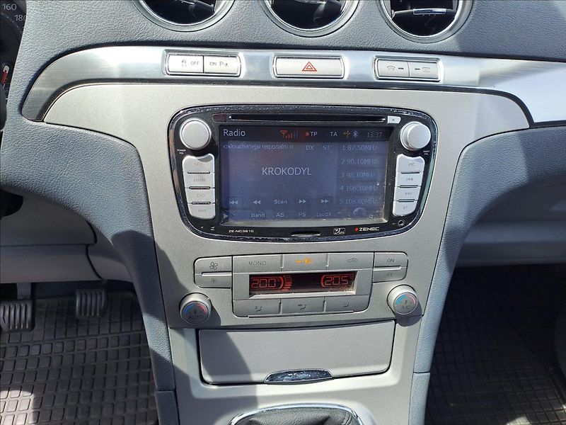 Ford S-MAX 1,8 TDCI - fotka 12 z 14
