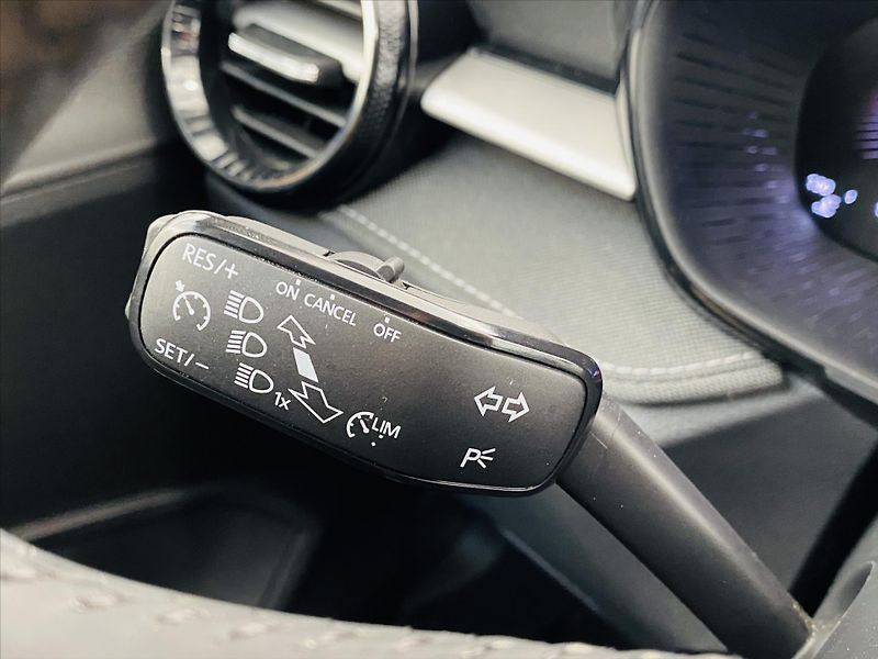 Škoda Fabia 1,0 TSI 85kW Top Selection - fotka 21 z 26