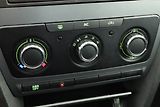 Škoda Octavia (2012) 2.0 TDI, Tempomat - náhled 9