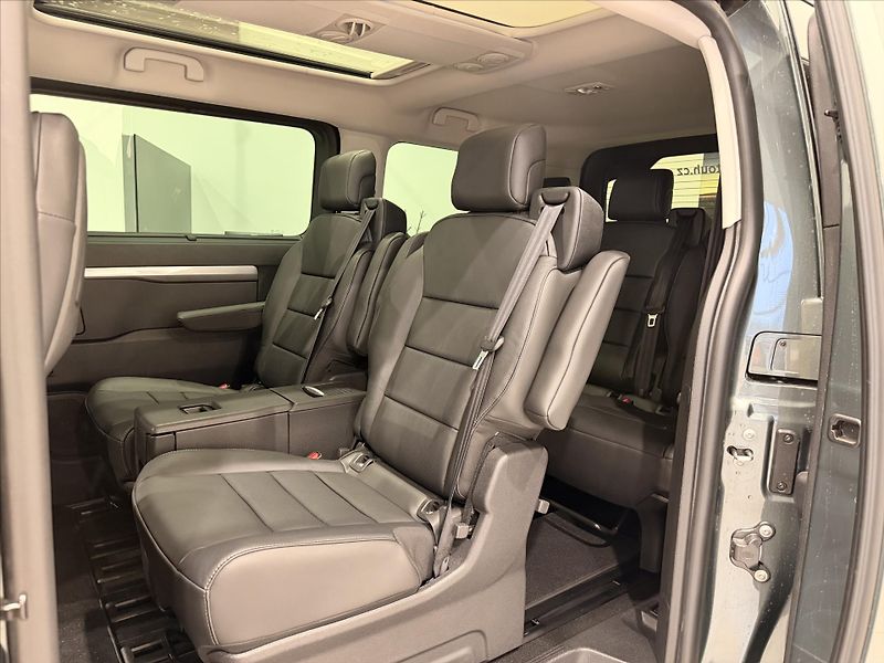 Toyota ProAce Verso 2,0 177k - VIP - fotka 6 z 9
