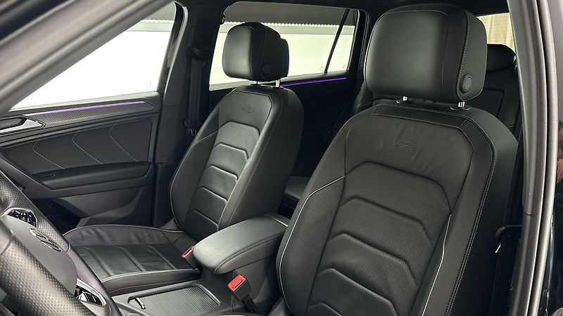 Volkswagen Tiguan Allspace 2.0 TDI DSG 4motion R-Line - fotka 15 z 36
