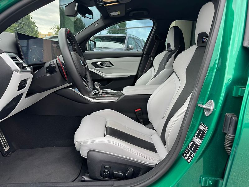 BMW M3 xDrive Touring TOP 09/2025 - fotka 28 z 33