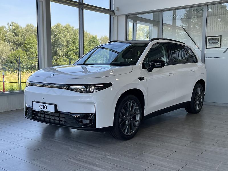 Leapmotor C10 REEV (2025) DESIGN Hybrid EV - fotka 1 z 17