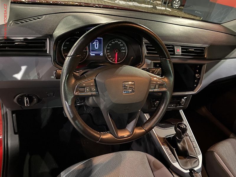 Seat Arona (2021) 1.0TGi, Style, kamera, +kola - fotka 12 z 19