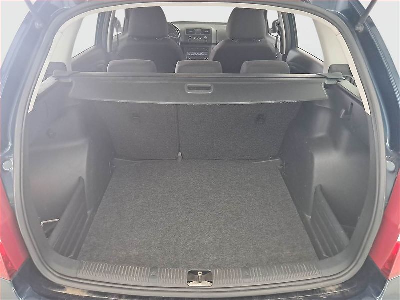 Škoda Fabia (2012) Ambition 1.2 TSI, nová STK - fotka 13 z 16