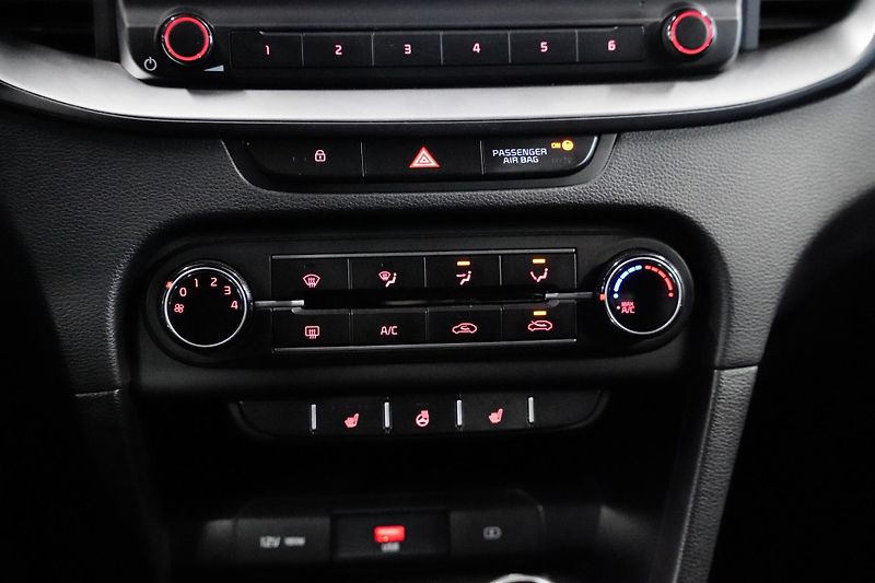 Kia Ceed - fotka 21 z 25