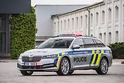 Superby mají nejsilnější možnou motorizaci