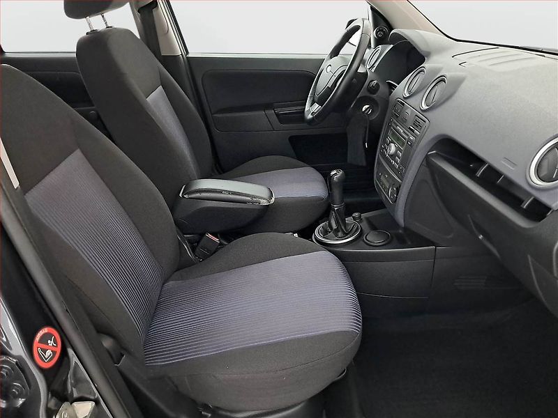 Ford Fusion (2007) 1.4, po STK, jezdí výborně - fotka 9 z 17
