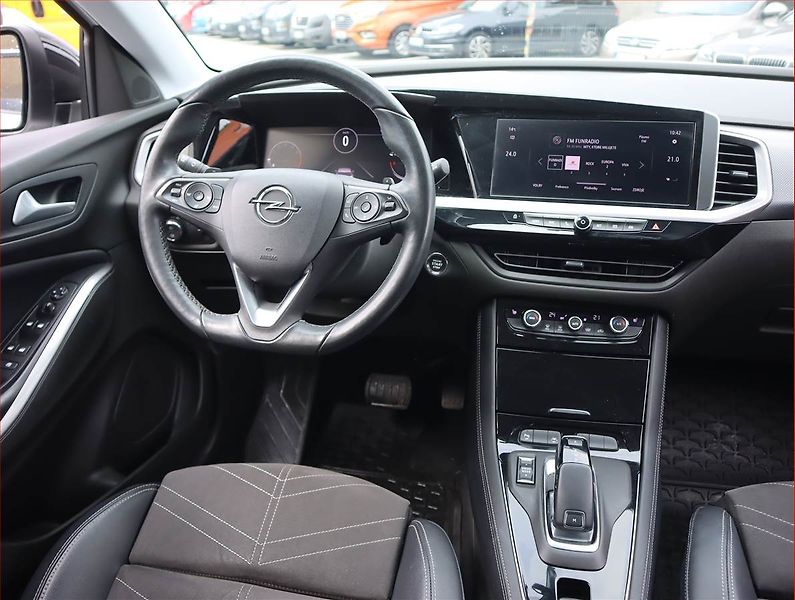 Opel Grandland X (2023) 1.2 Turbo - fotka 7 z 23