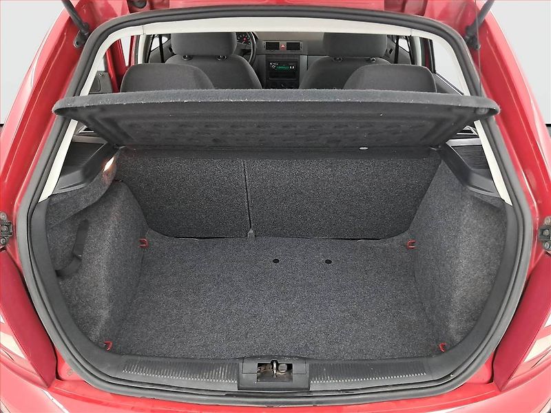 Škoda Fabia (2003) 1.2, Serv.kniha, po STK, Tažné - fotka 14 z 17