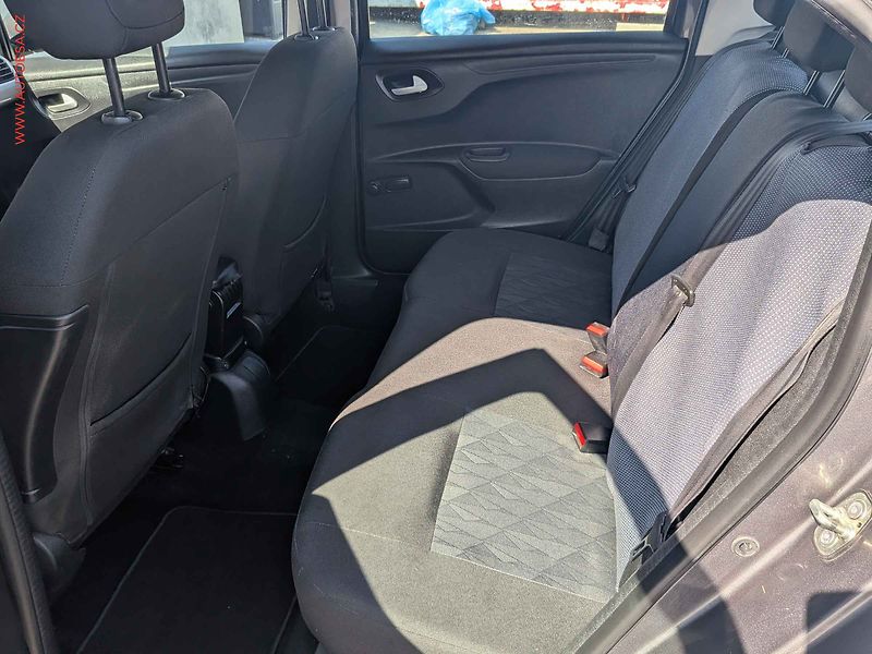 Citroën C-Elysée (2019) 1.2PT, 2.maj,ČR, AC - fotka 10 z 14