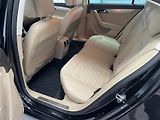 Volkswagen Passat 2.0 TDi 4x4 ČR 6M NAVI XENON - náhled 17