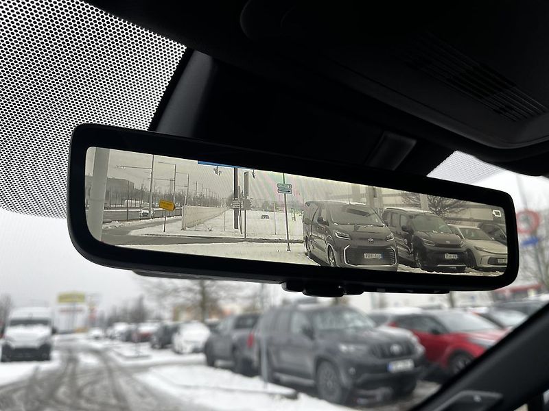 Toyota RAV4 2.5 Plug-in Hybrid ODBĚR IHNED - fotka 30 z 39