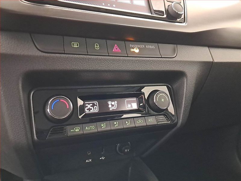 Škoda Fabia (2018) Style 1.0 TSI, Park. senzory - fotka 13 z 19