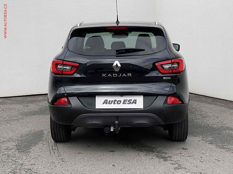 Renault Kadjar (2015) 1.6 DCi 4x4, BOSE Edition - fotka 5 z 18