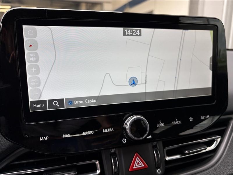 Hyundai i30 1,6 T-GDI DCT  WG FL N Line - fotka 16 z 20