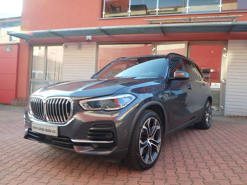 BMW X5 (2022) 45e, xDrive, Laser , TZ - fotografie inzerátu