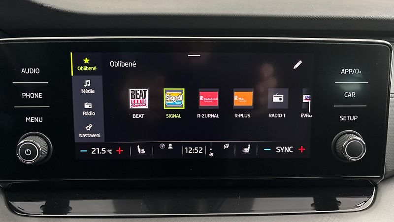Škoda Octavia 2.0 TDI Ambition Combi - fotka 11 z 24