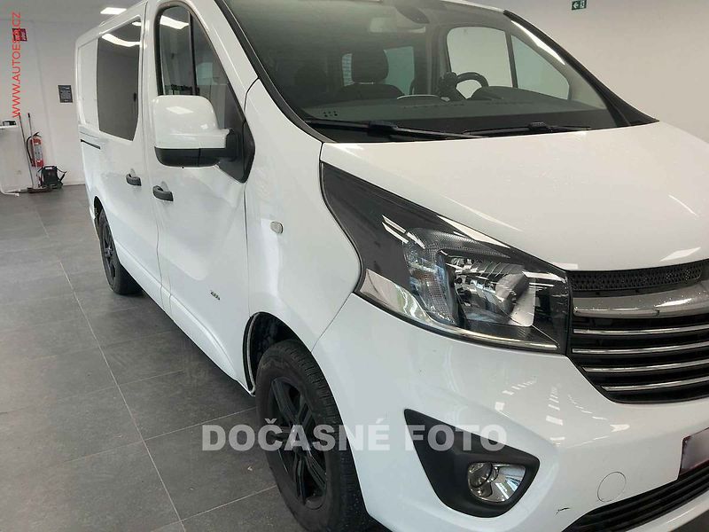 Opel Vivaro (2018) 1.6CDTi 5míst, 107kW, autoAC - fotka 1 z 11