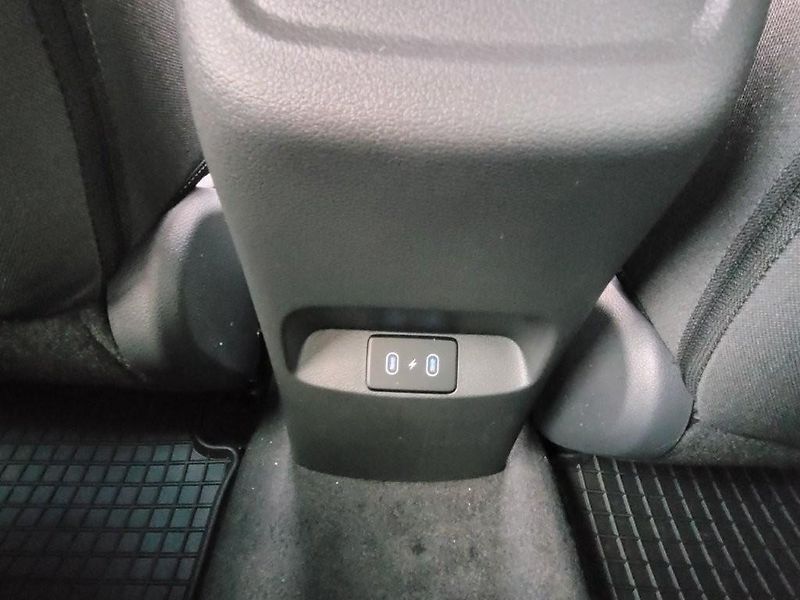 Hyundai i30 (2026) 1.6 T-GDI 110kW DCT SMART  - fotka 16 z 28