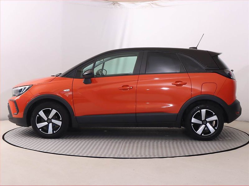 Opel Crossland X (2021) 1.2, Serv.kniha, Tempomat - fotka 3 z 17