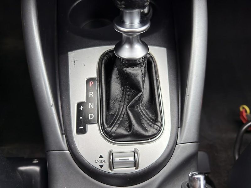 Mitsubishi Outlander 2.2 DI-D 4x4 automat, navigace - fotka 18 z 27