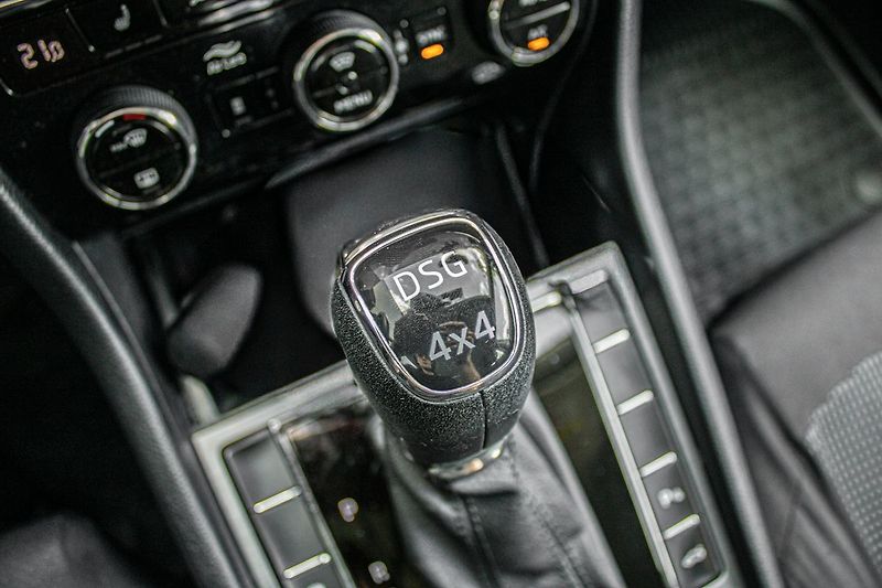 Škoda Superb - fotka 23 z 35