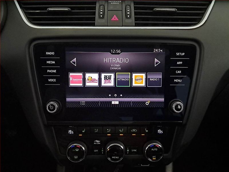 Škoda Octavia (2020) 1.6 TDI, Tempomat - fotka 12 z 16