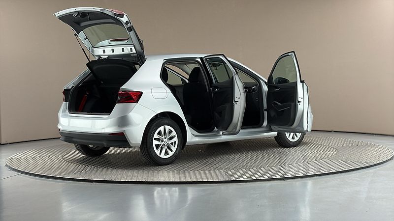Škoda Fabia 1.0 TSI Style - fotka 6 z 23