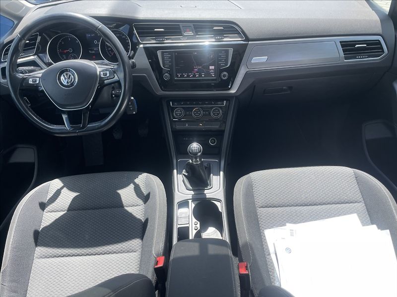 Volkswagen Touran 2,0 TDi 110kw Highline Panoram - fotka 12 z 48