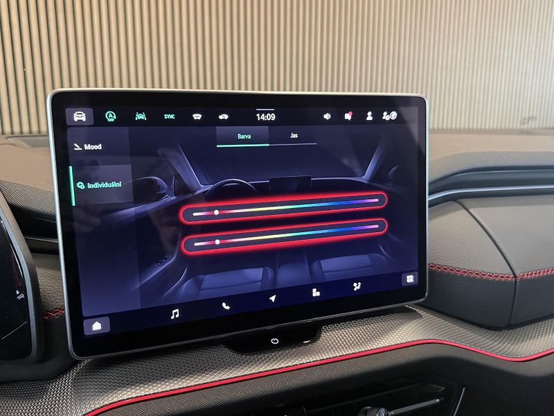 Škoda Kodiaq RS TSI Nez.Top Záruka Tažné CZ - fotka 34 z 48