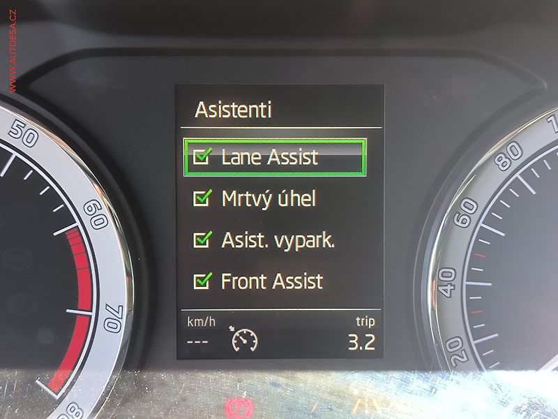 Škoda Karoq (2018) 1.5TSi, ČR, DSG, navi - fotka 20 z 27